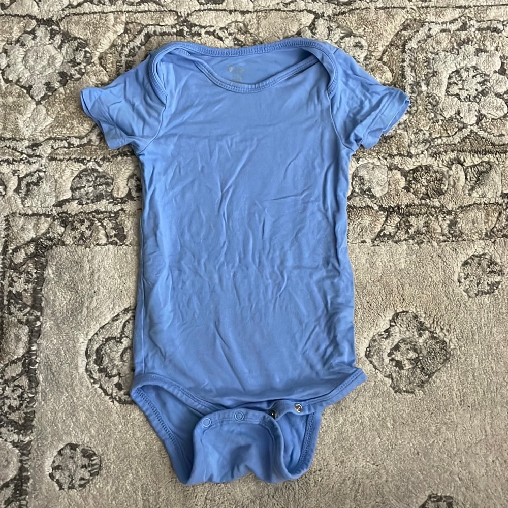 Kyte baby 12-18 month onesie periwinkle